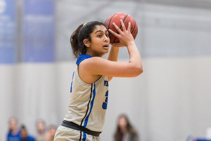 First year Pujita Shukla had a game-high 14 points, to go along with three rebounds and four steals (Frank Poulin).