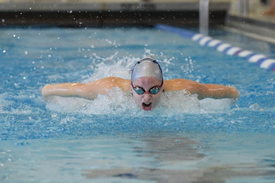 Hannah May earned three individual victories to lead the Blue to the win (Julia Monaco).