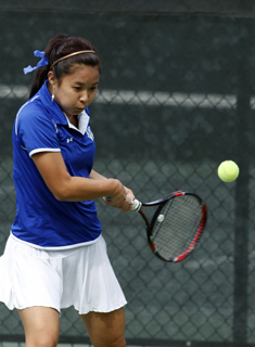 Tennis Wins Fifth-Straight Match; Blue Sweep Babson