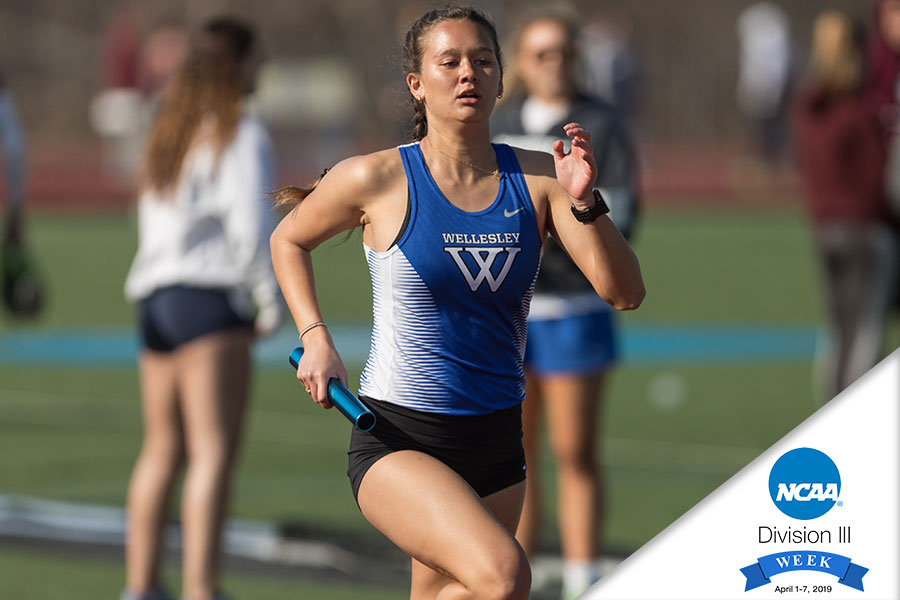 Sophomore Ava Shipman helped the Blue to a runner-up performance in the 4x400m relay (Frank Poulin).