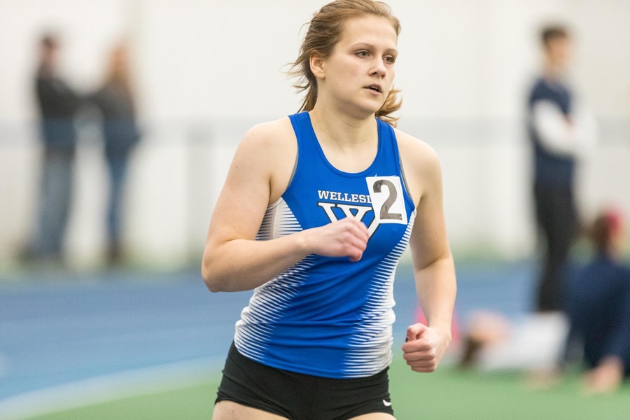 first year Kathryn Winkler was the top finisher in the 400m (Frank Poulin).