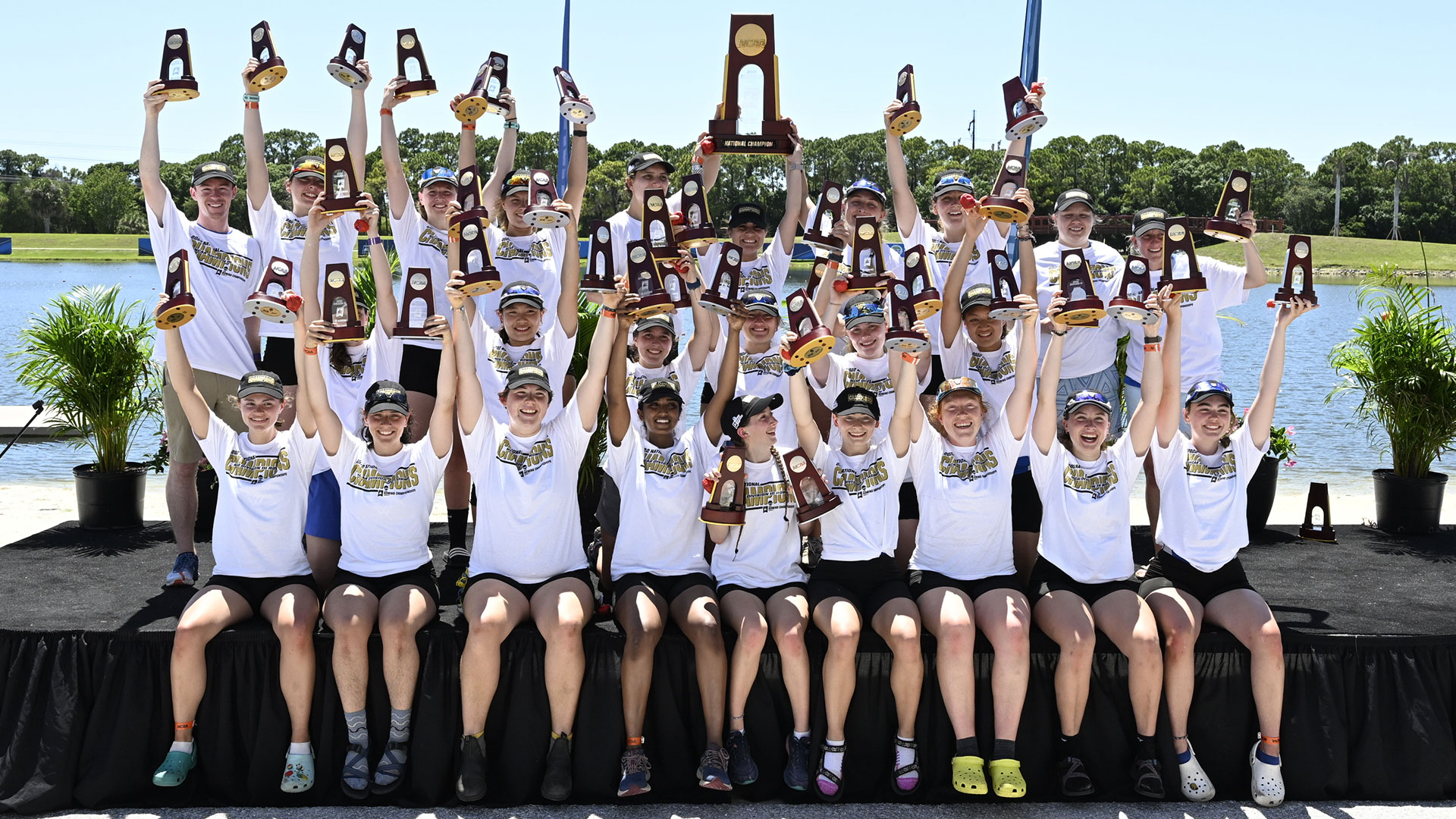 Wellesley Crew win the 2022 NCAA DIII Rowing National Championship (Photo by Mike Janes).