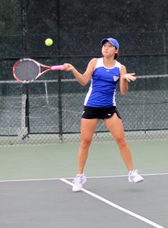 Tufts Tops Wellesley Tennis in Nor’Easter Bowl Semifinal