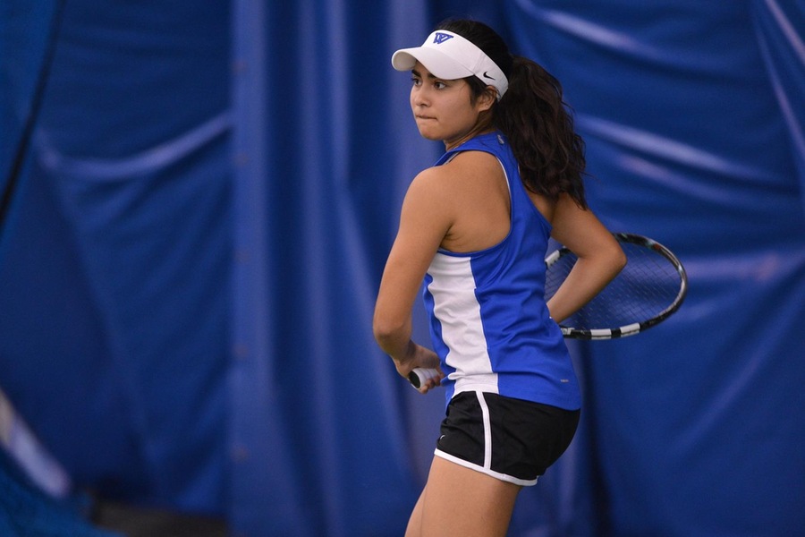Sophomore Korina Hernandez has now won six straight matches and is 4-0 playing in the No. 4 position in the Wellesley lineup (Gil Talbot).