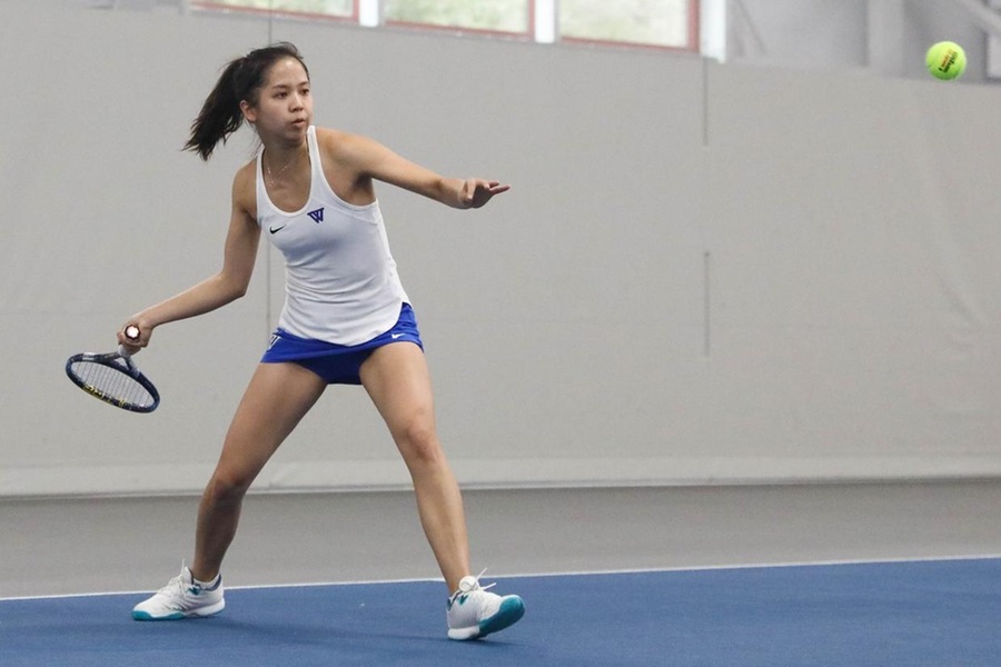 Wellesley's Selina Peng earned a 6-1, 7-5 victory at No. 4 singles (Miranda Yang).