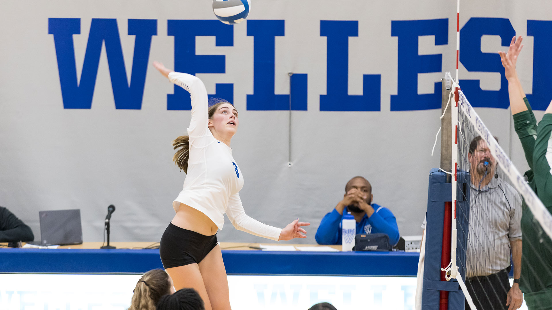 Blue Volleyball Falls to UMass Dartmouth in Non-Conference Play, 3-0
